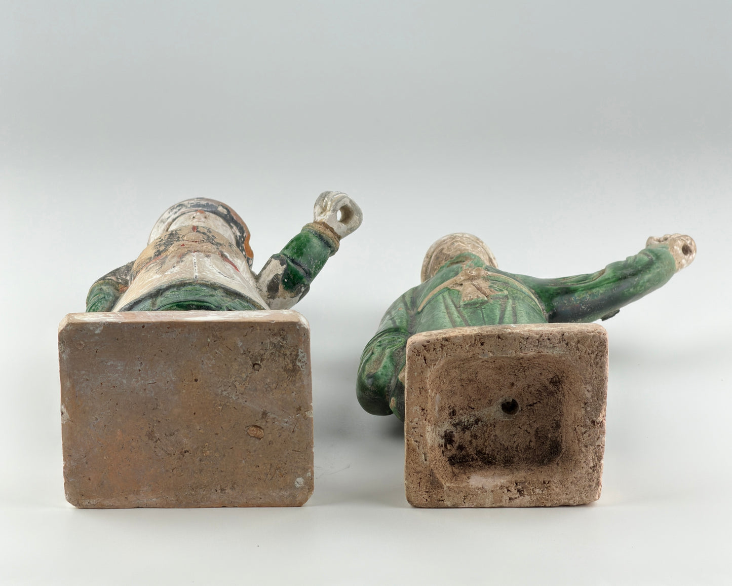 Two Figures of Attendants, Ming Period(1368-1644)