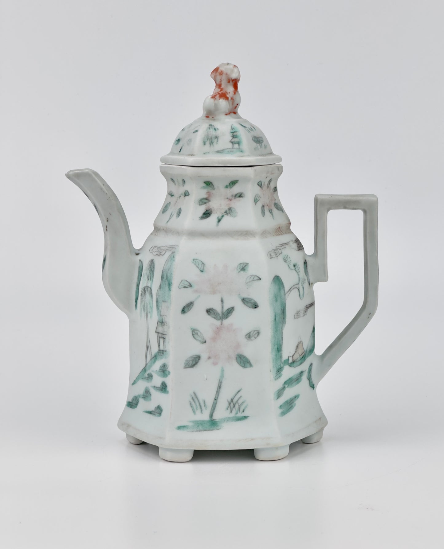 CHINESE FAMILLE ROSE/VERTE EWER, QING DYNASTY