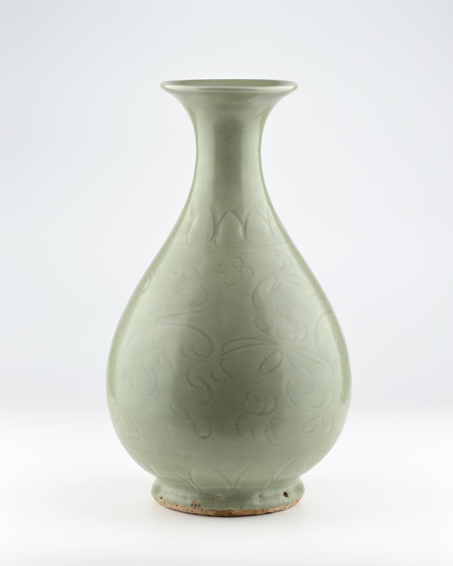 Large Carved Longquan Celadon Yuhuchunping, Ming Dynasty