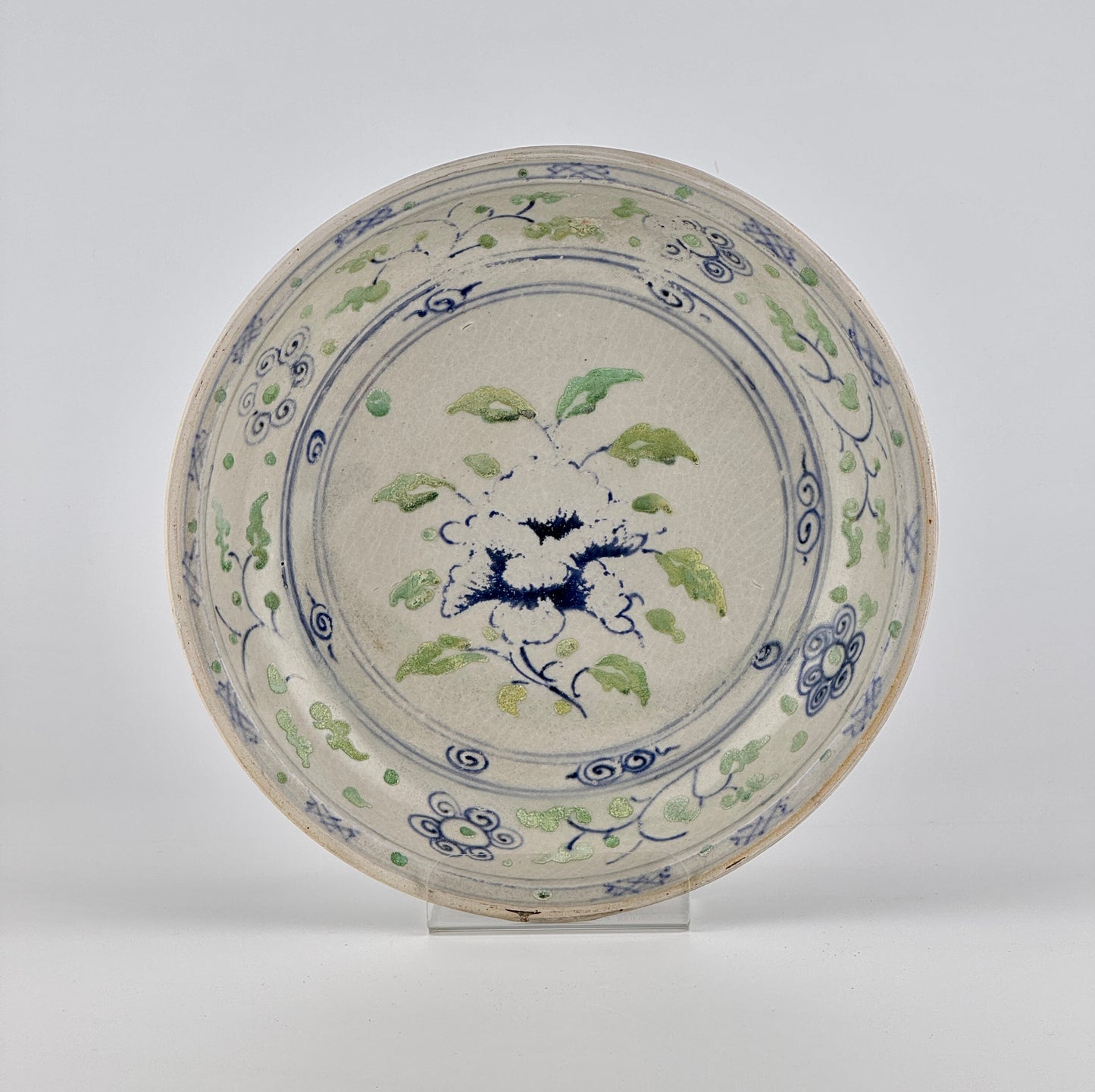Rare Annamese Stoneware with underglaze Blue and Painted Green, 15-16th Century Vietnam