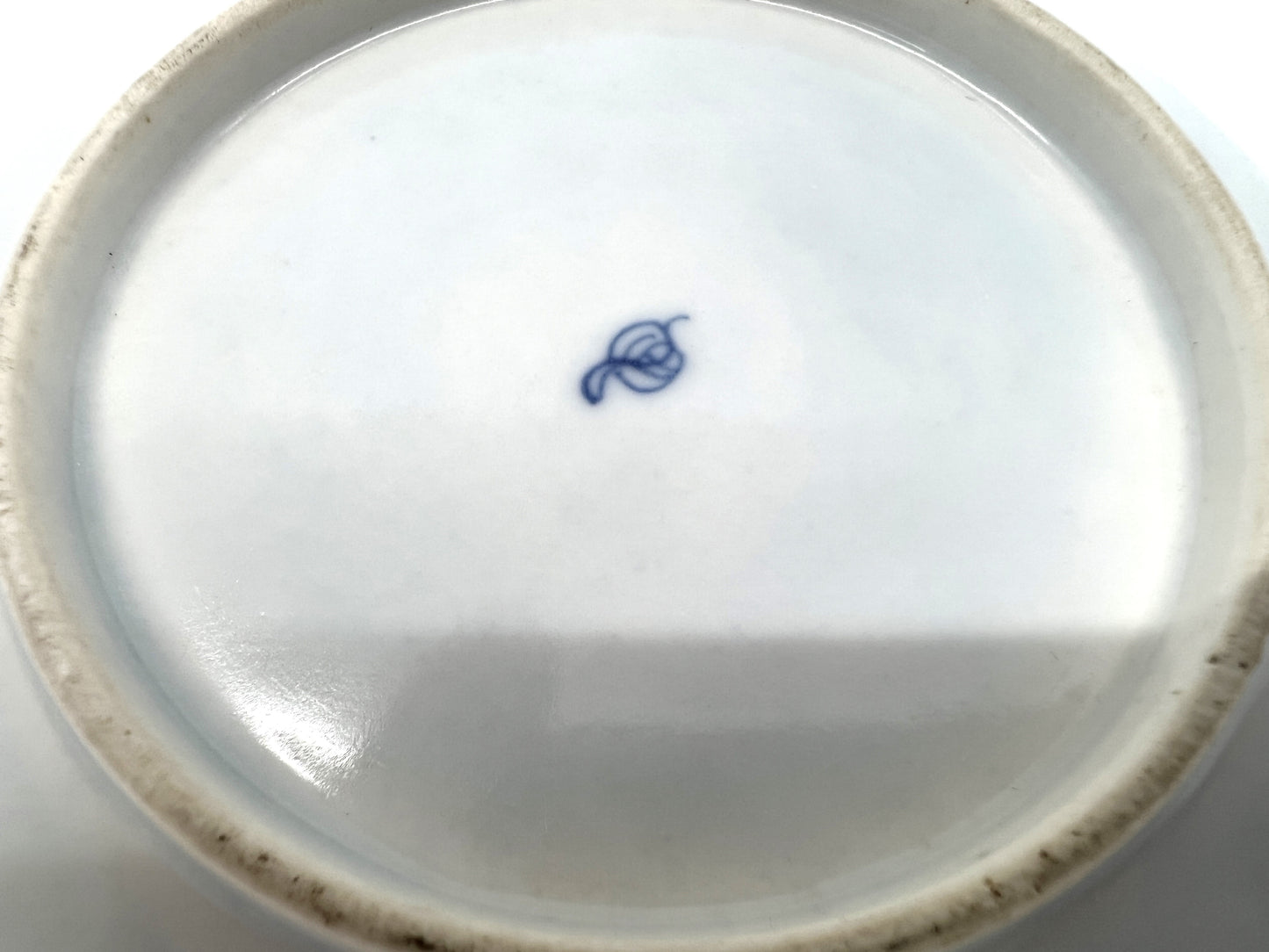 Artefacts of the Literati Pattern Blue and White Plate c 1725, Qing Dynasty, Kangxi Era