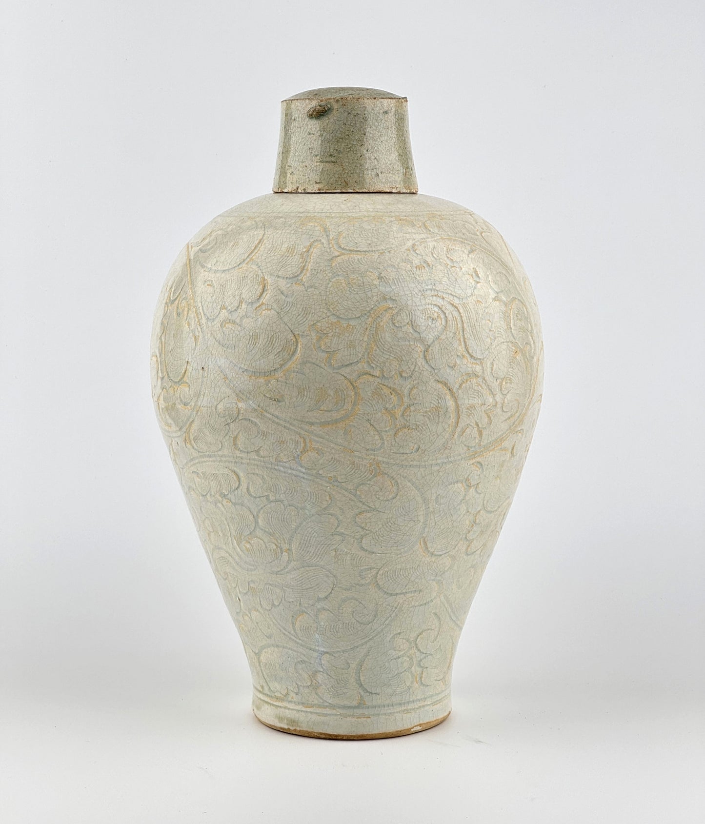 A QINGBAI CARVED MEIPING PORCELAIN, SONG DYNASTY