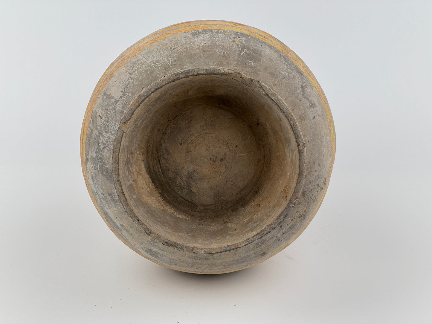 Earthenware Pottery Jar, Han Dynasty(206 BC-220 AD)