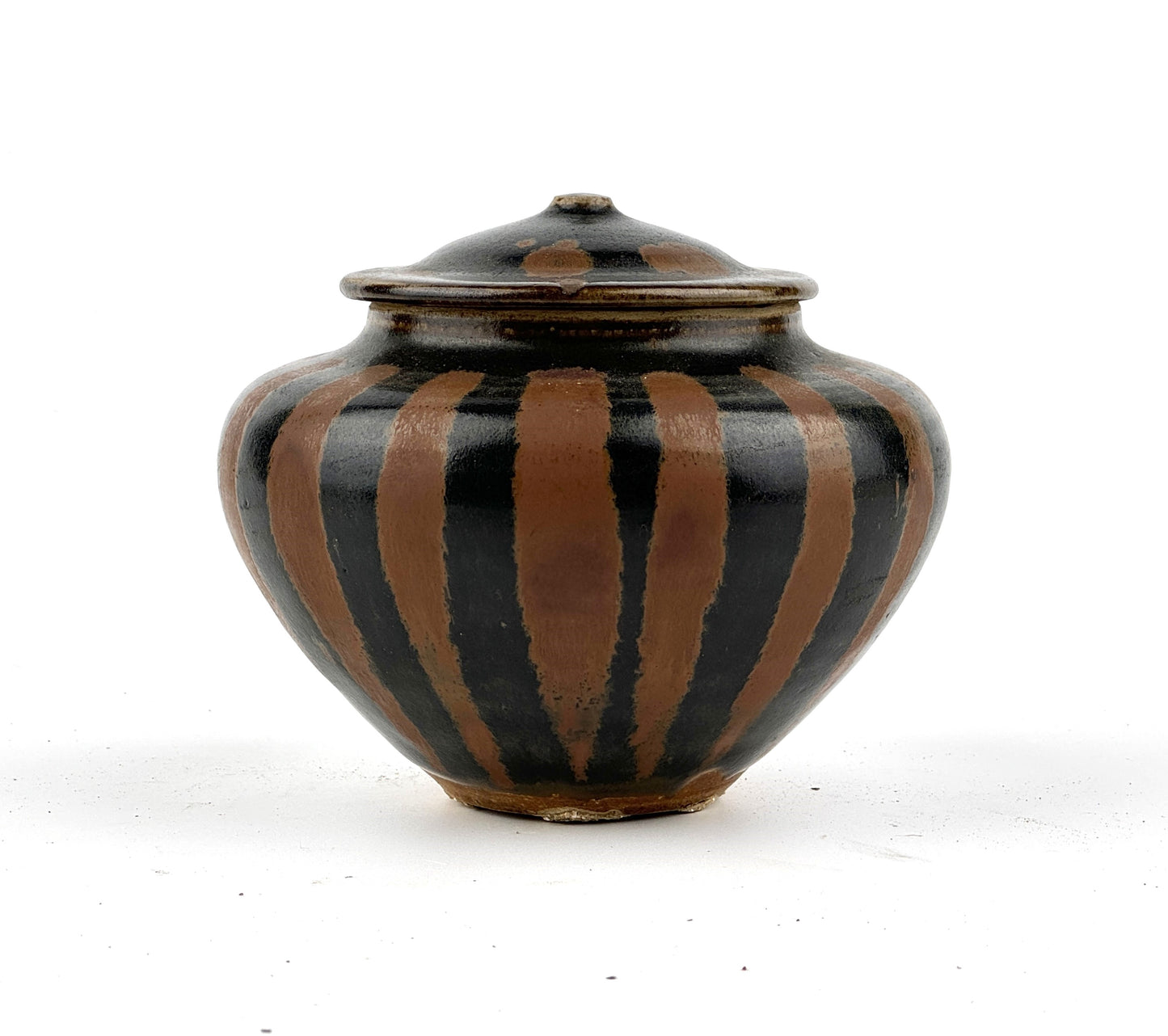 Russet-Splashed Blackish-Brown-Glazed Jar, Song Dynasty