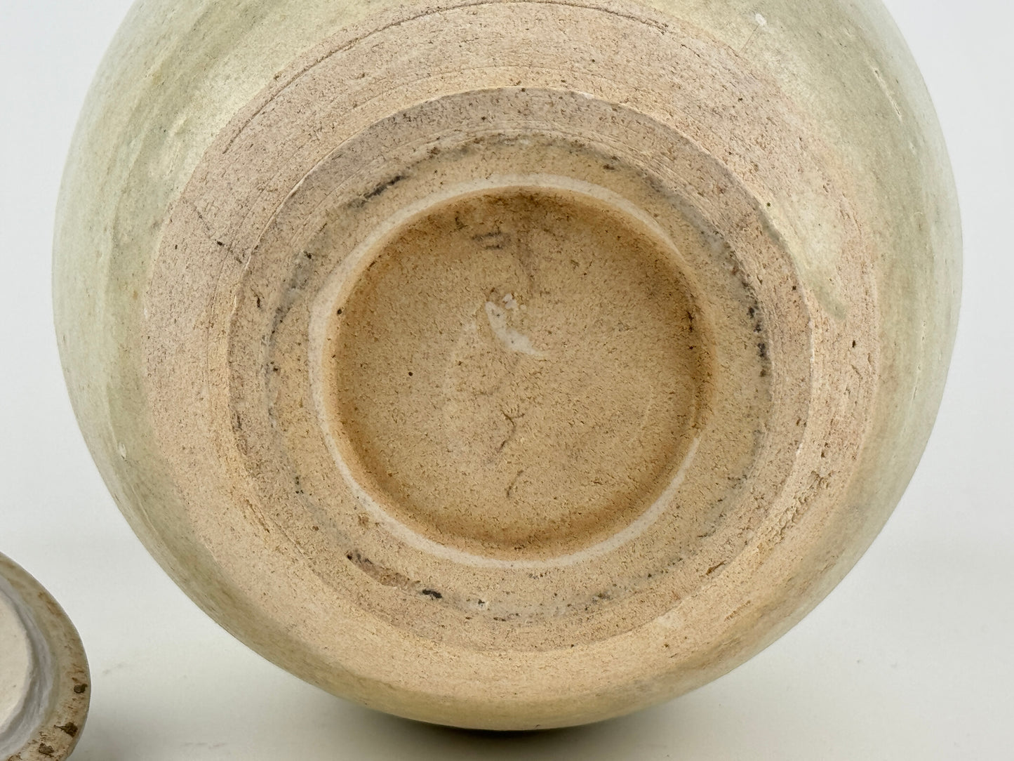 White Ware Covered Jar, Song Dynasty