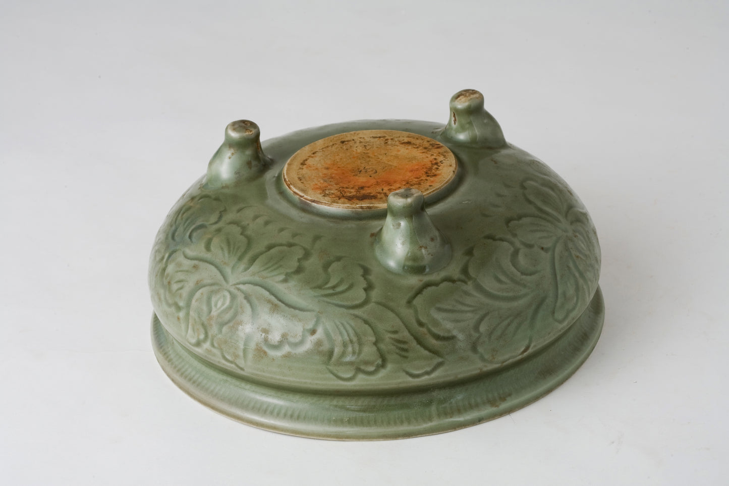 Carved 'Longquan' Celadon-Glazed Tripod Censer, Ming dynasty