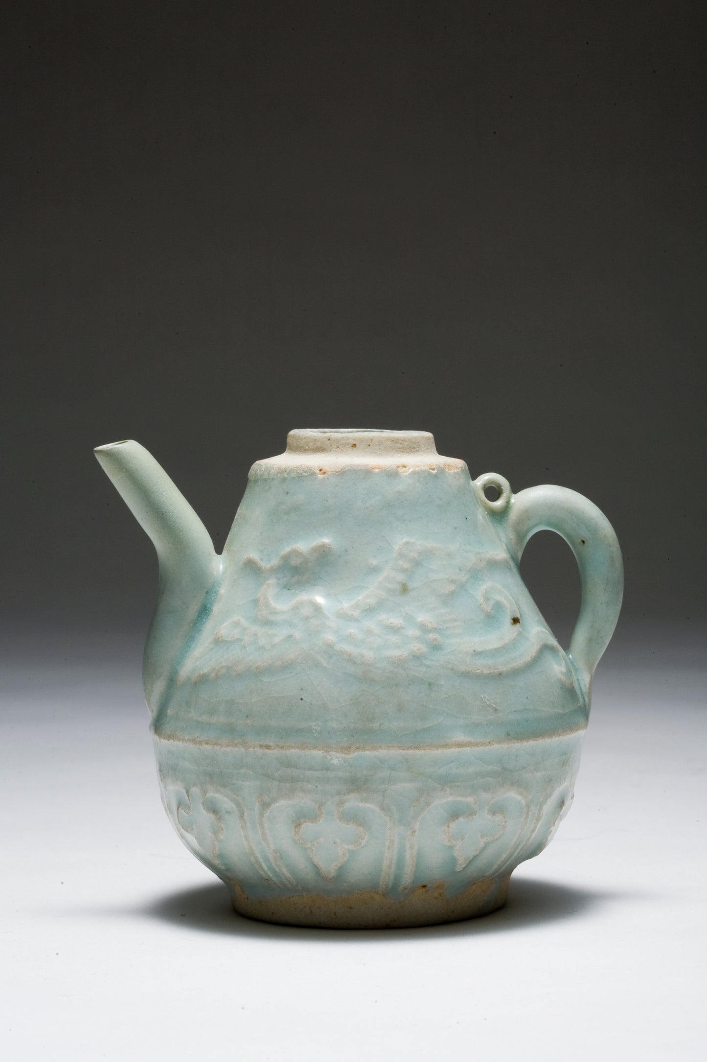 Qingbai ewer with slip decoration of two phoenix and lotus leaves, Yuan Dynasty, 14th century