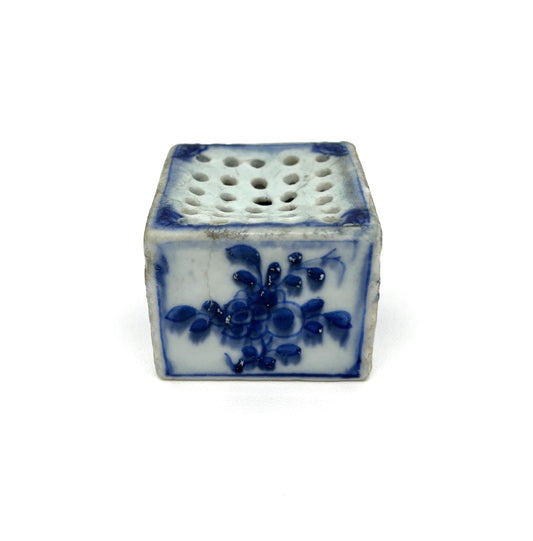 Blue and White Square Box, Circa 1725, Qing Dynasty Yongzheng Era