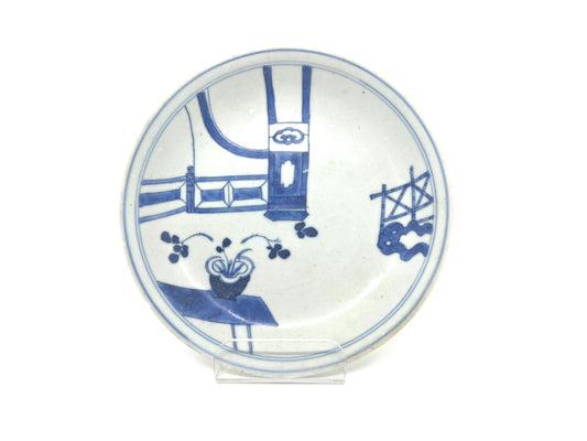 IMARI PAVILION PATTERN BLUE AND WHITE DISH CIRCA 1725, QING DYNASTY, YONGZHENG