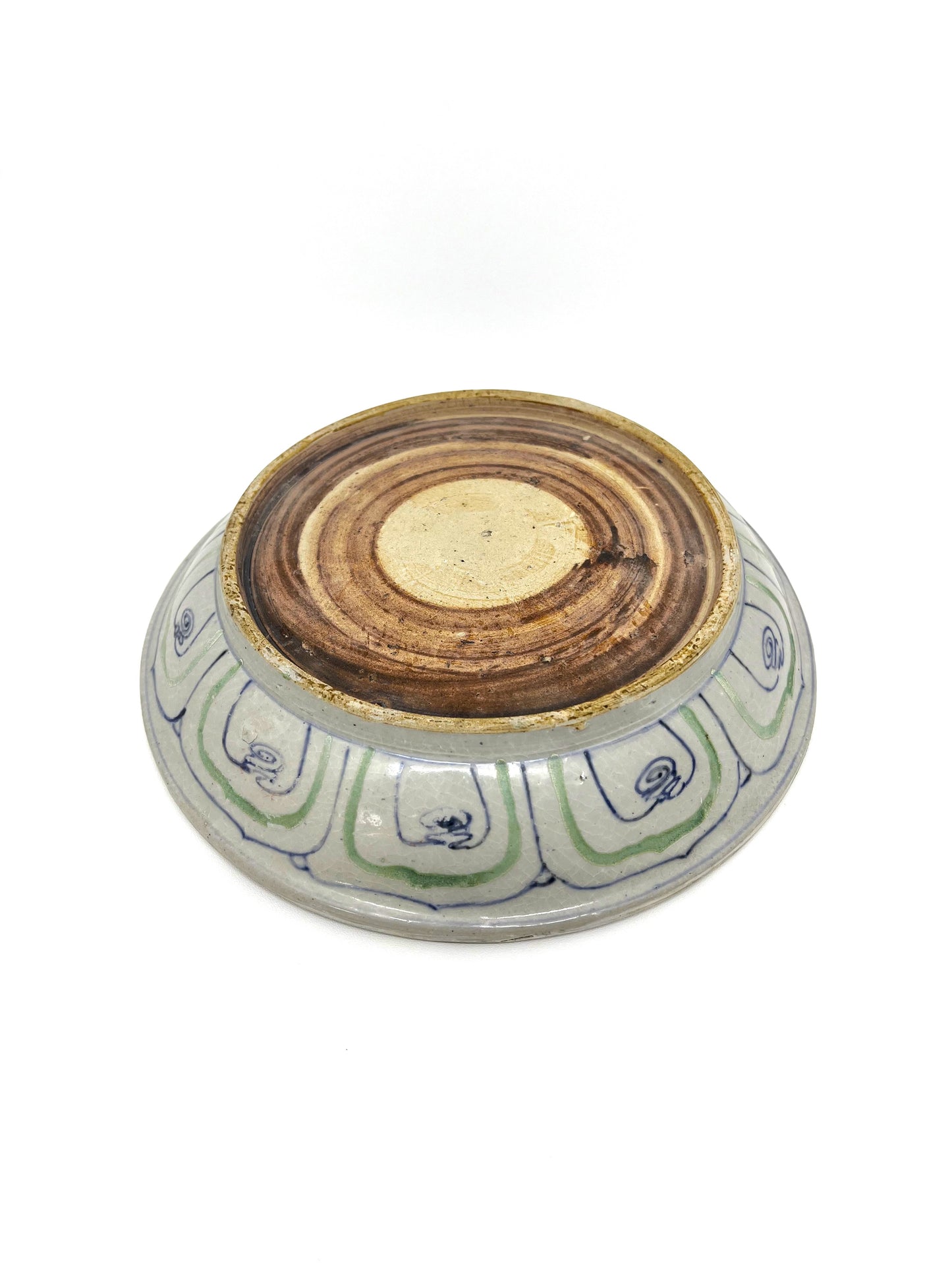 RARE ANNAMESE BLUE AND WHITE WITH GREEN GLAZE DISH CIRCA 15TH CENTURY