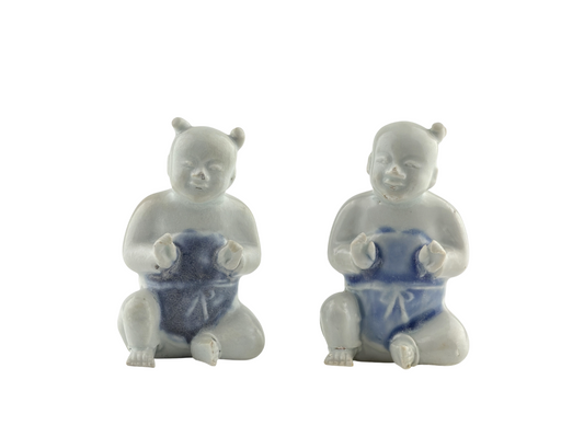 Two Miniature Figurine Of Seated Boys, Circa 1725, Qing Dynasty, Yongzheng Reign