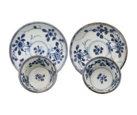 BLUE AND WHITE FLOWER PATTERN TEA SET C 1725, QING DYNASTY, YONGZHENG REIGN