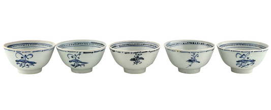 Five Tek Sing Cargo 'Aster Sprays' Tea Bowls, Qing Dynasty