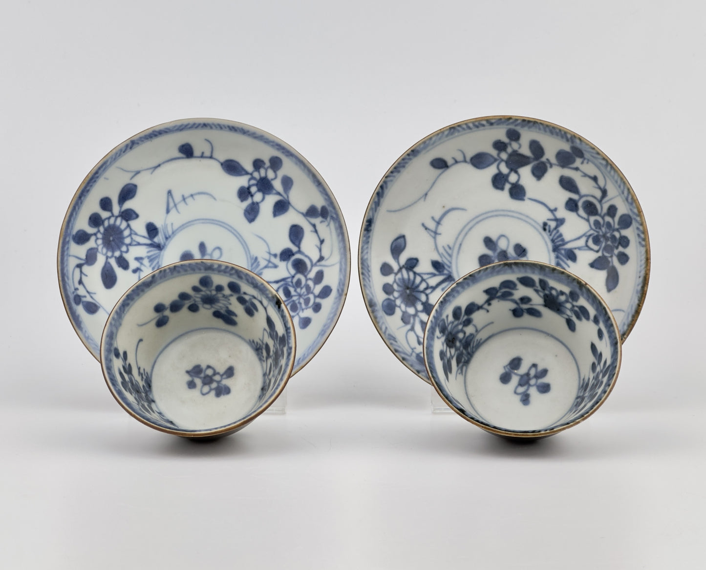 BLUE AND WHITE FLOWER PATTERN TEA SET C 1725, QING DYNASTY, YONGZHENG REIGN