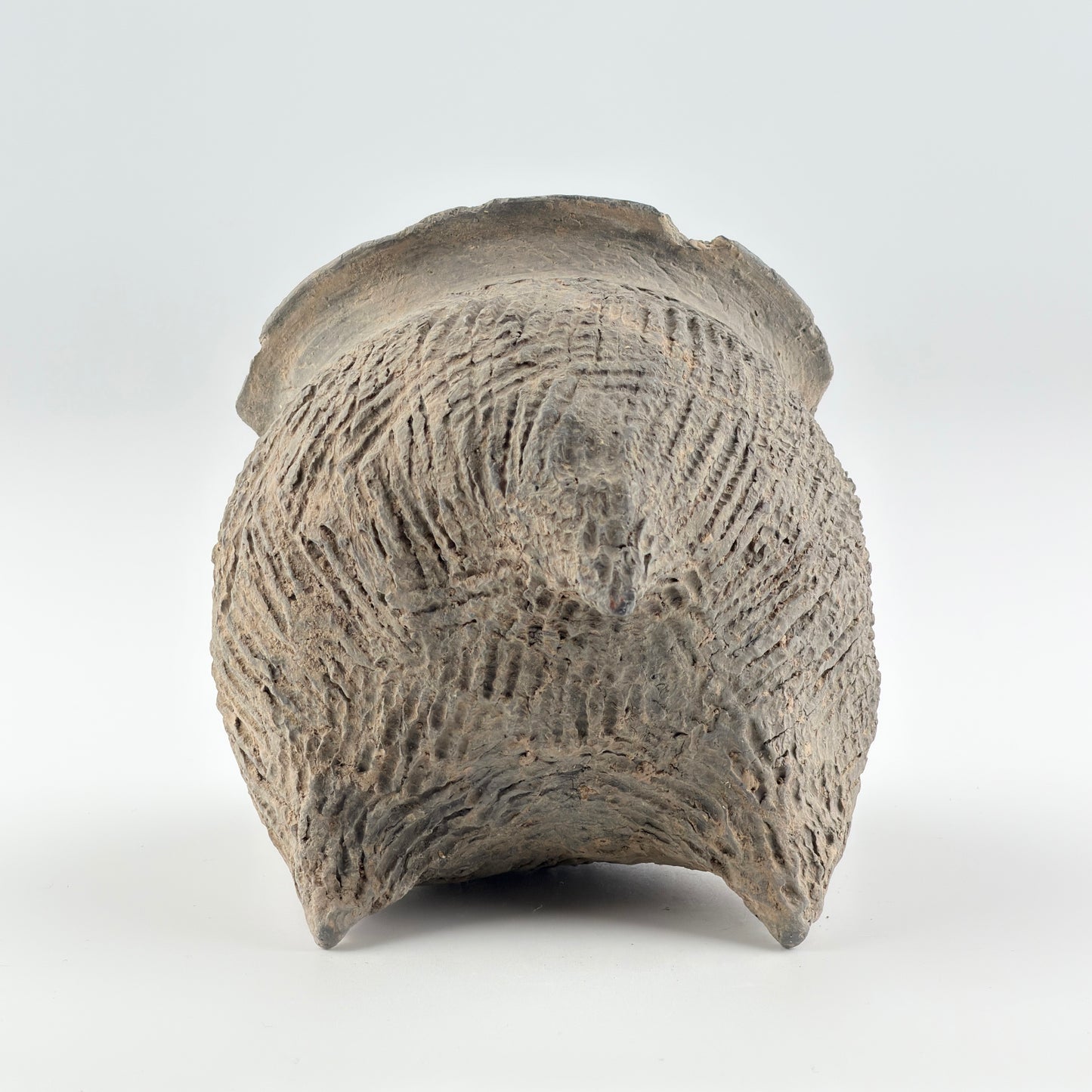 Pottery Tripod Li Vessel