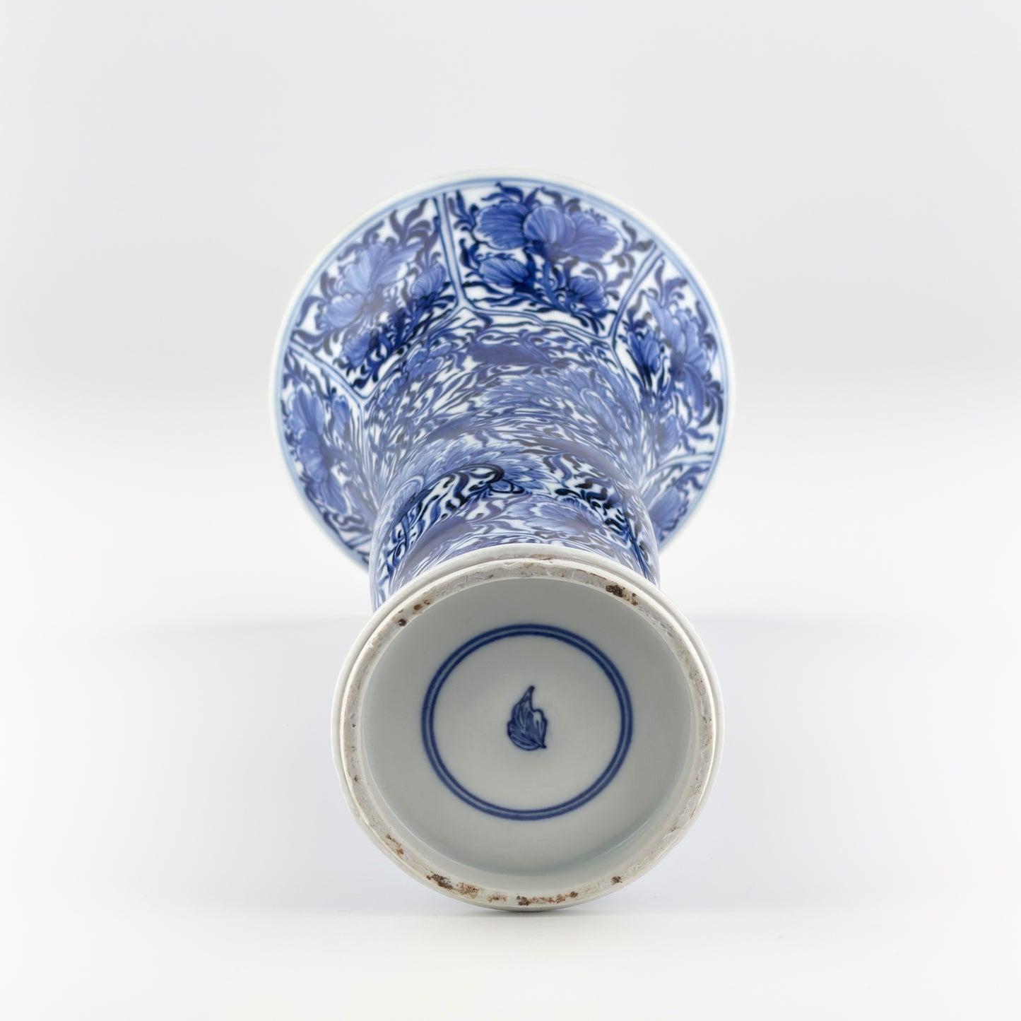 ANCIENT GU BLUE AND WHITE SHAPE VASE, QING DYNASTY, KANGXI ERA, CIRCA 1690