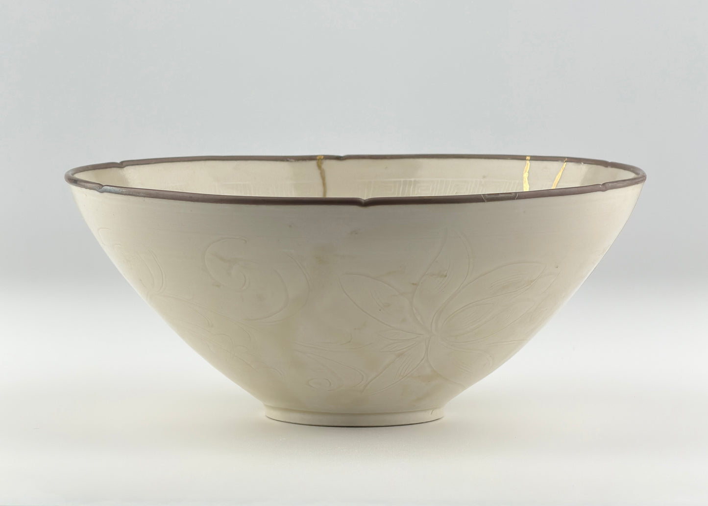 RARE MOULDED DINGYAO 'CRANES AND FISHES' BOWL, SONG DYNASTY