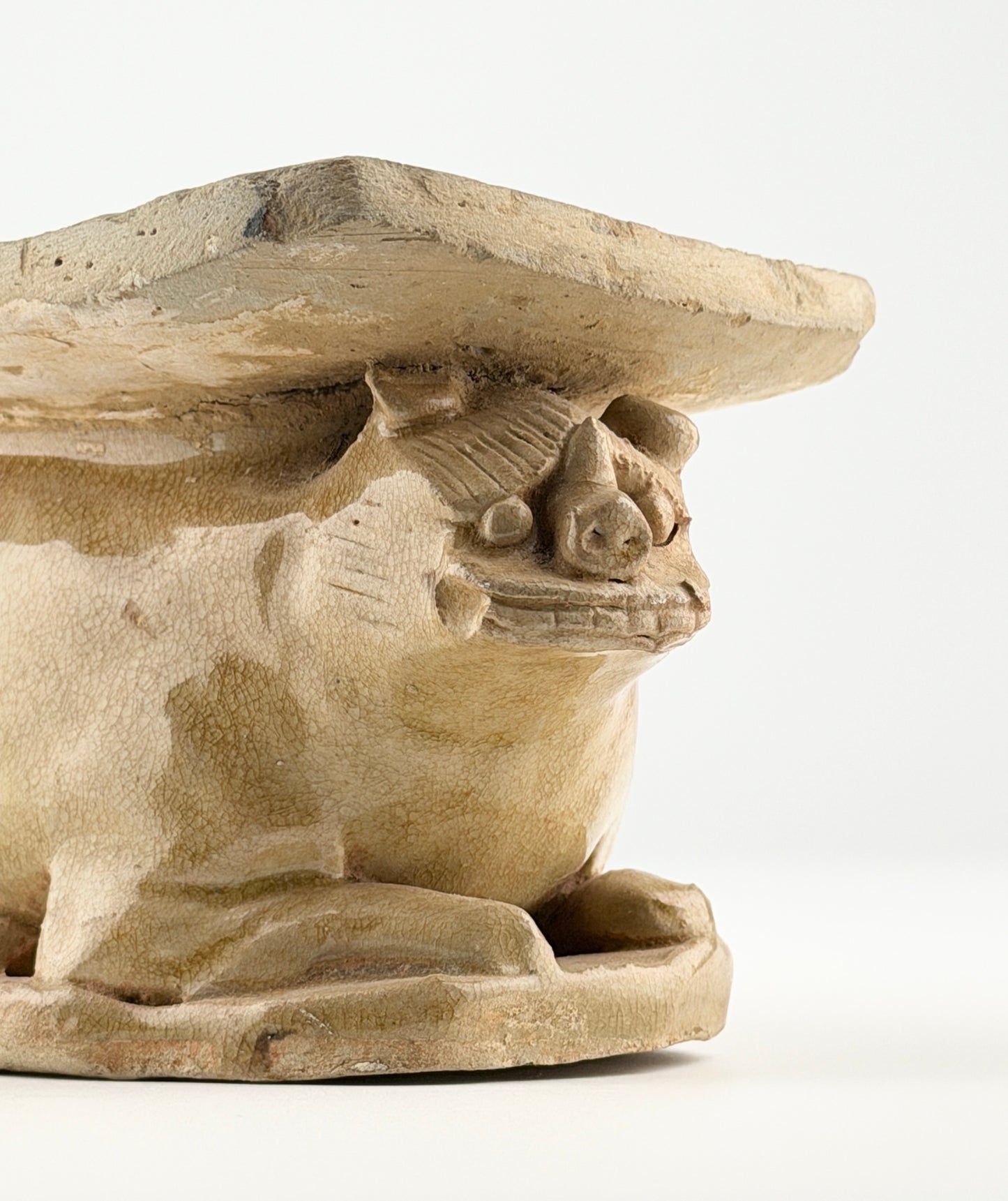 CHANGSHA WARE, RARE LION FIGURINE PILLOW, TANG DYNASTY