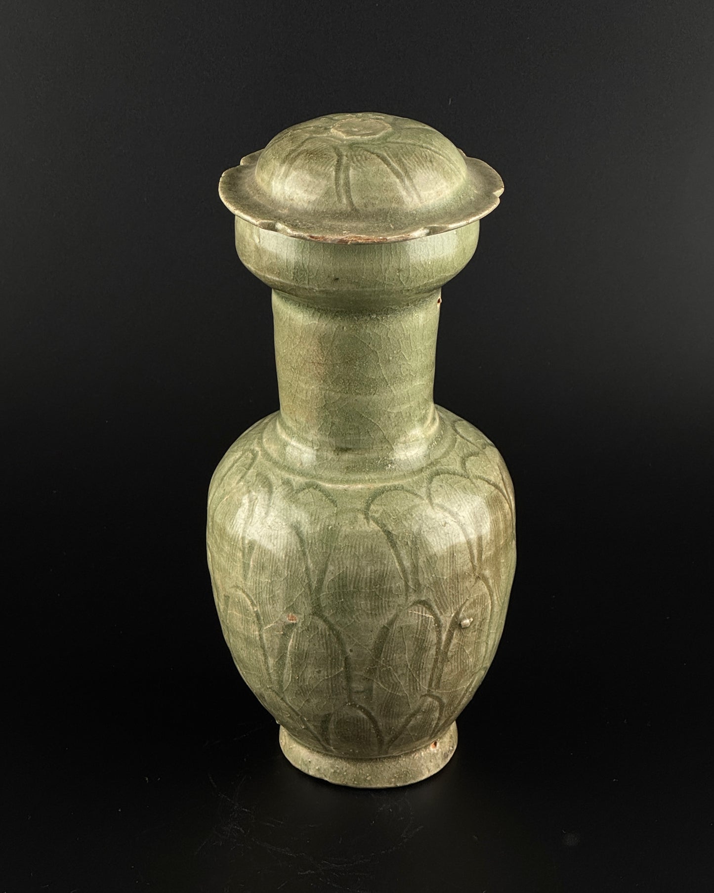 LONGQUAN CELADON 'LOTUS PETAL' JAR AND COVER, NORTHERN SONG DYNASTY(11th-12th century)