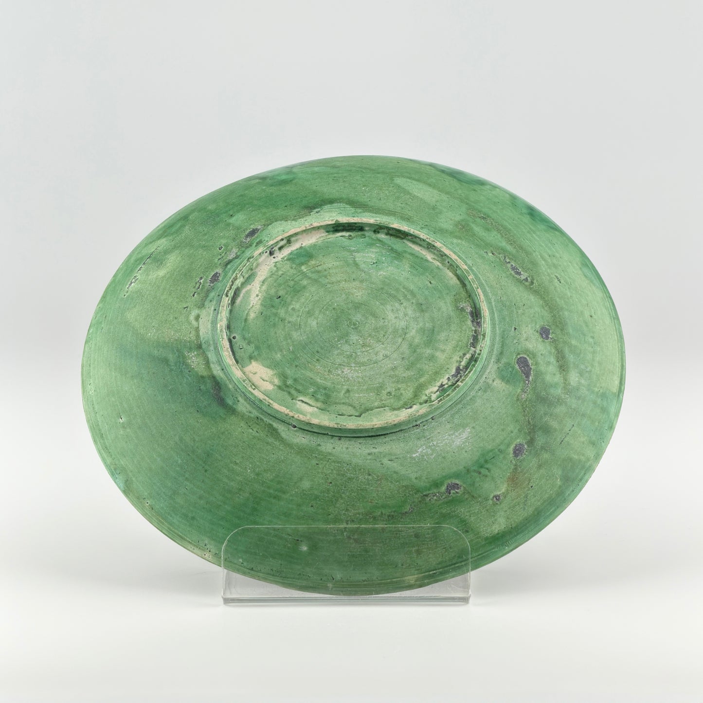 Rare Dingyao Green-Glazed Dragon Dish, Liao-Song Dynasty