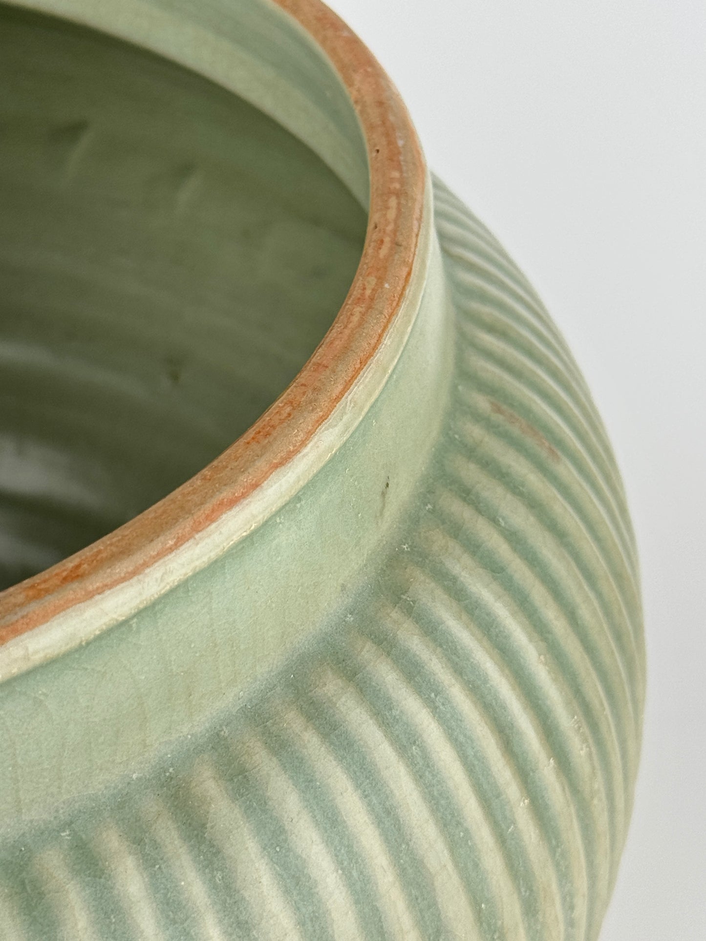 Rare Longquan Celadon 'Hundred Rib' Jar, Song Dynasty