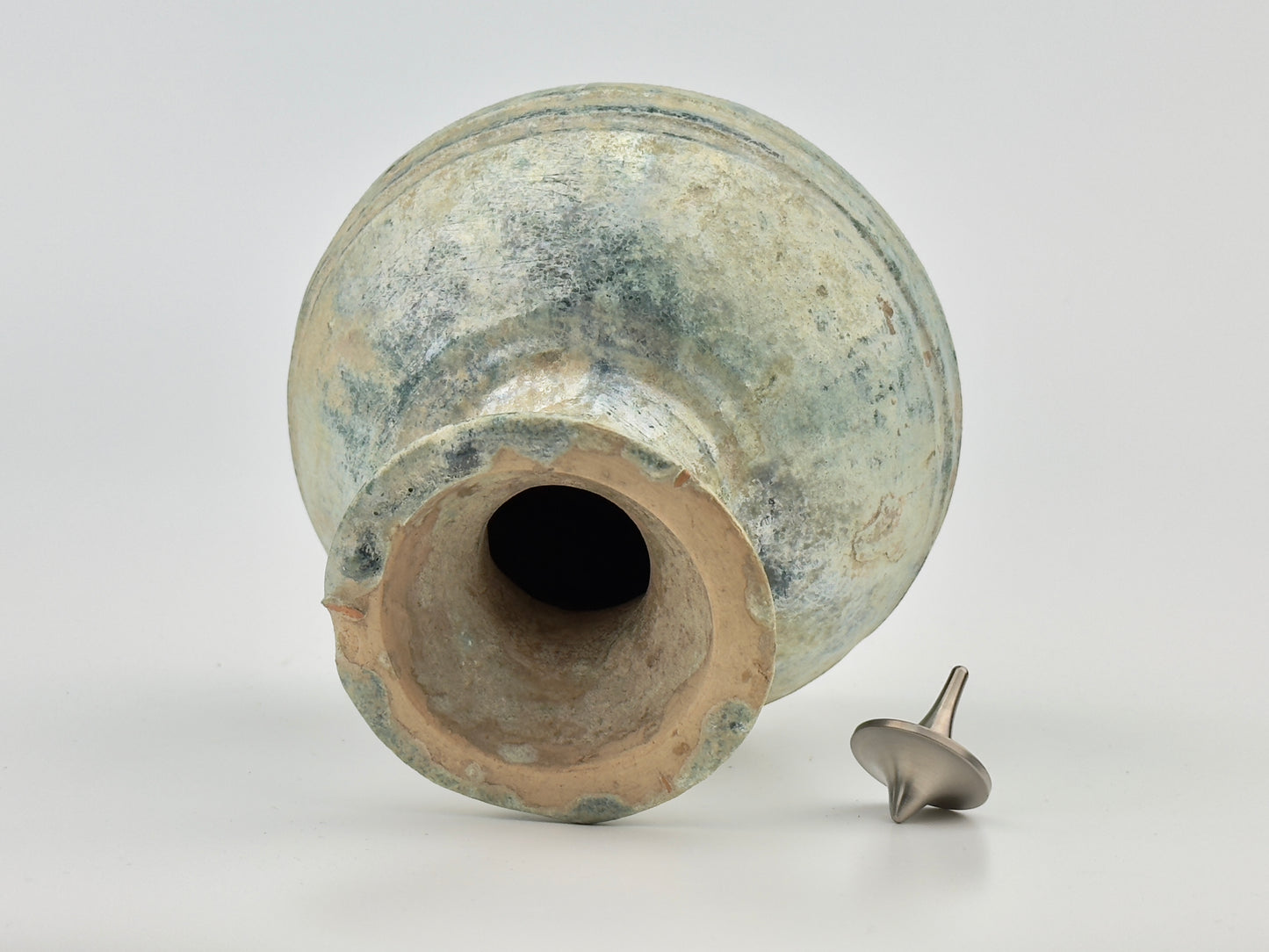 Hu Shape Green-Glazed Vase, Han Dynasty