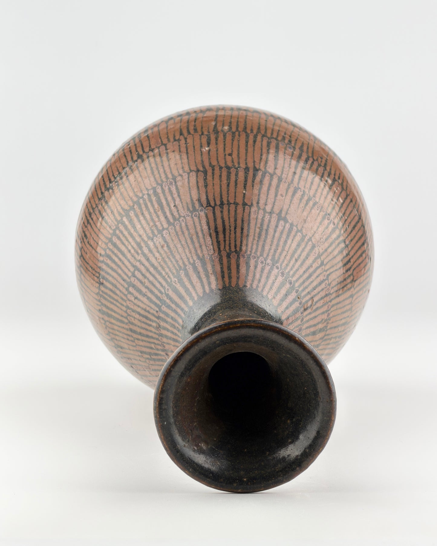 BLACK-GLAZED RUSSET-PAINTED BOTTLE VASE, SONG DYNASTY