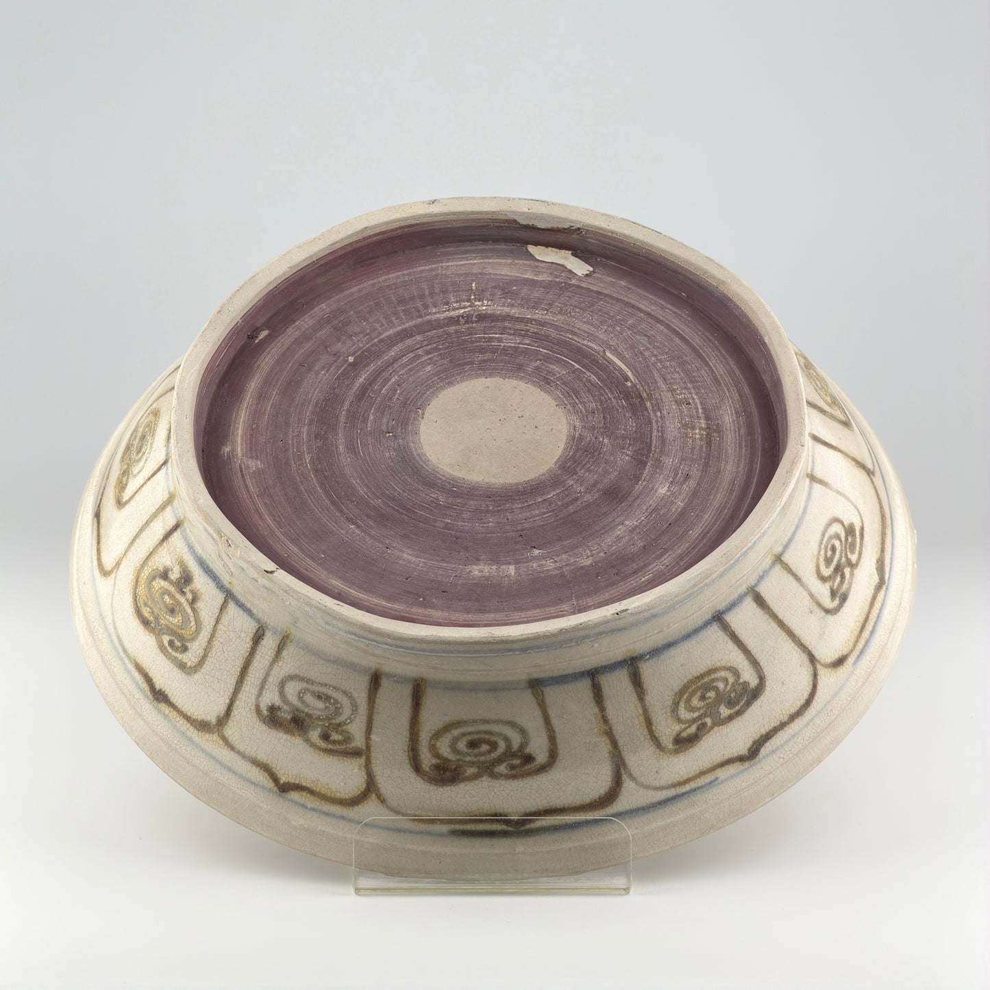 Rare Annamese Brown Dish Circa 15th Century, Le Dynasty