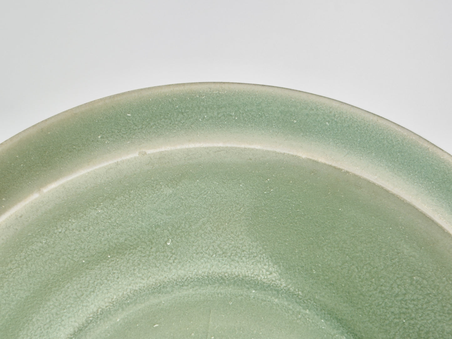 SMALL LONGQUAN CELADON 'TWIN FISH' DISH, SOUTHERN SONG DYNASTY