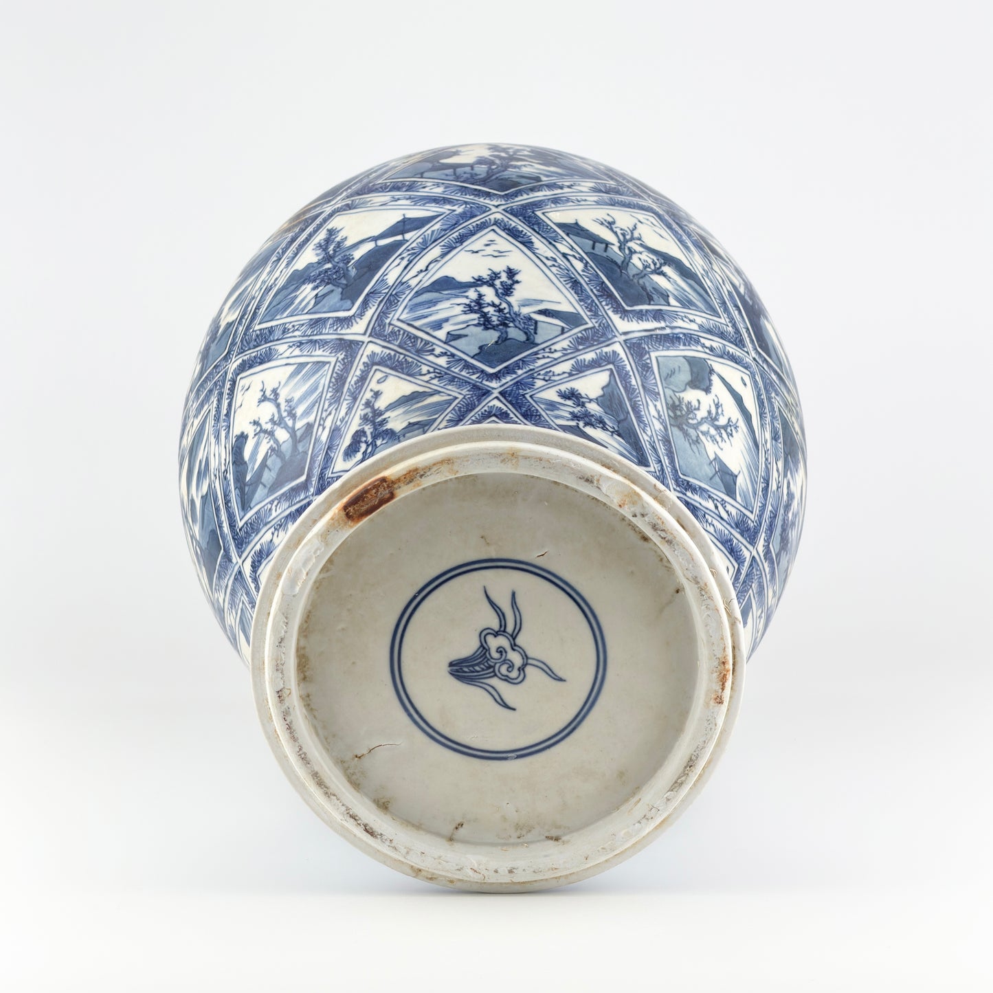 LARGE RARE 'RIVERSCAPE' BALUSTER VASE, QING DYNASTY, KANGXI, CIRCA 1690