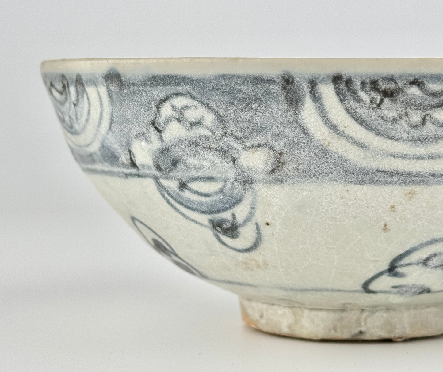 Pair of Bowls from Shipwreck, Late Ming Era(16-17th century)