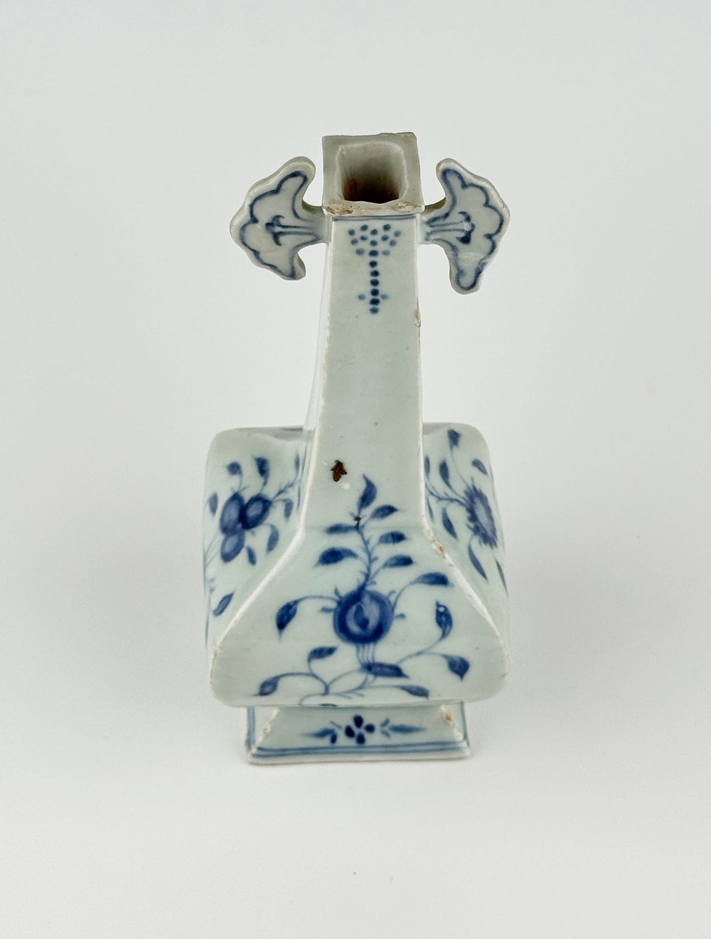 Four-Sided Blue and White Vase with Floral Scrolls, Ming-Qing Period