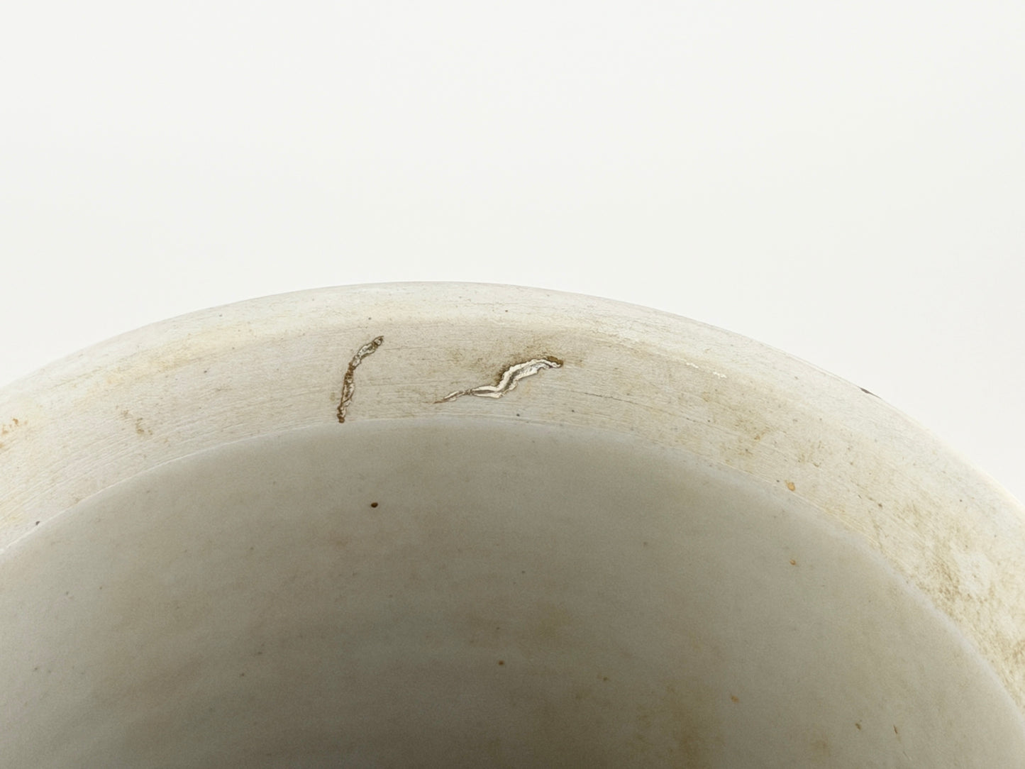 LARGE RARE 'RIVERSCAPE' BALUSTER VASE, QING DYNASTY, KANGXI, CIRCA 1690