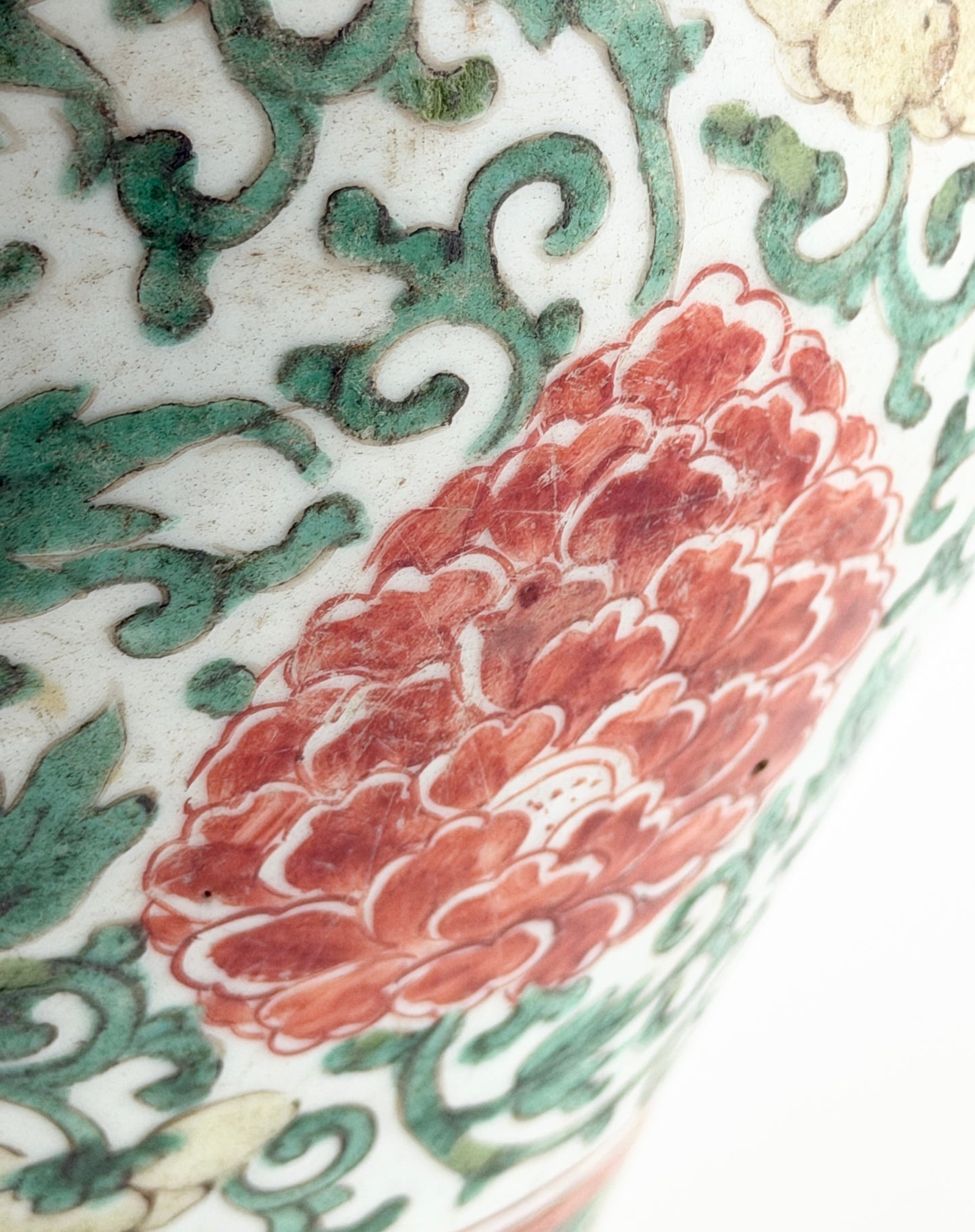 A Wucai 'Peony' Vase Transitional Period, 17th century, Transitional period(Ming Dynasty)