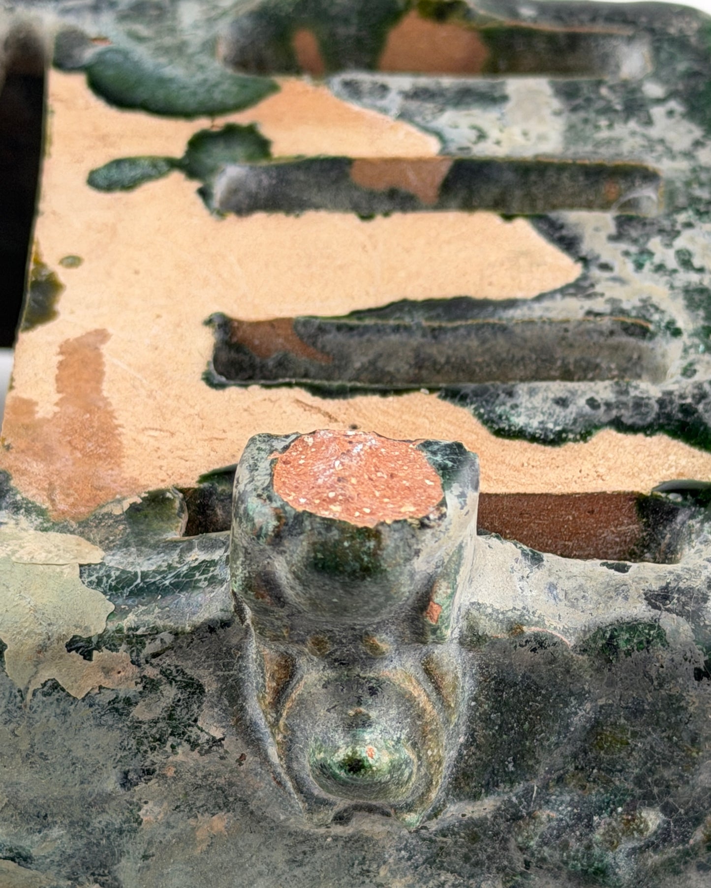 Rare Pottery Rectangular Brazier with cicadas in Green Glaze, Han Dynasty
