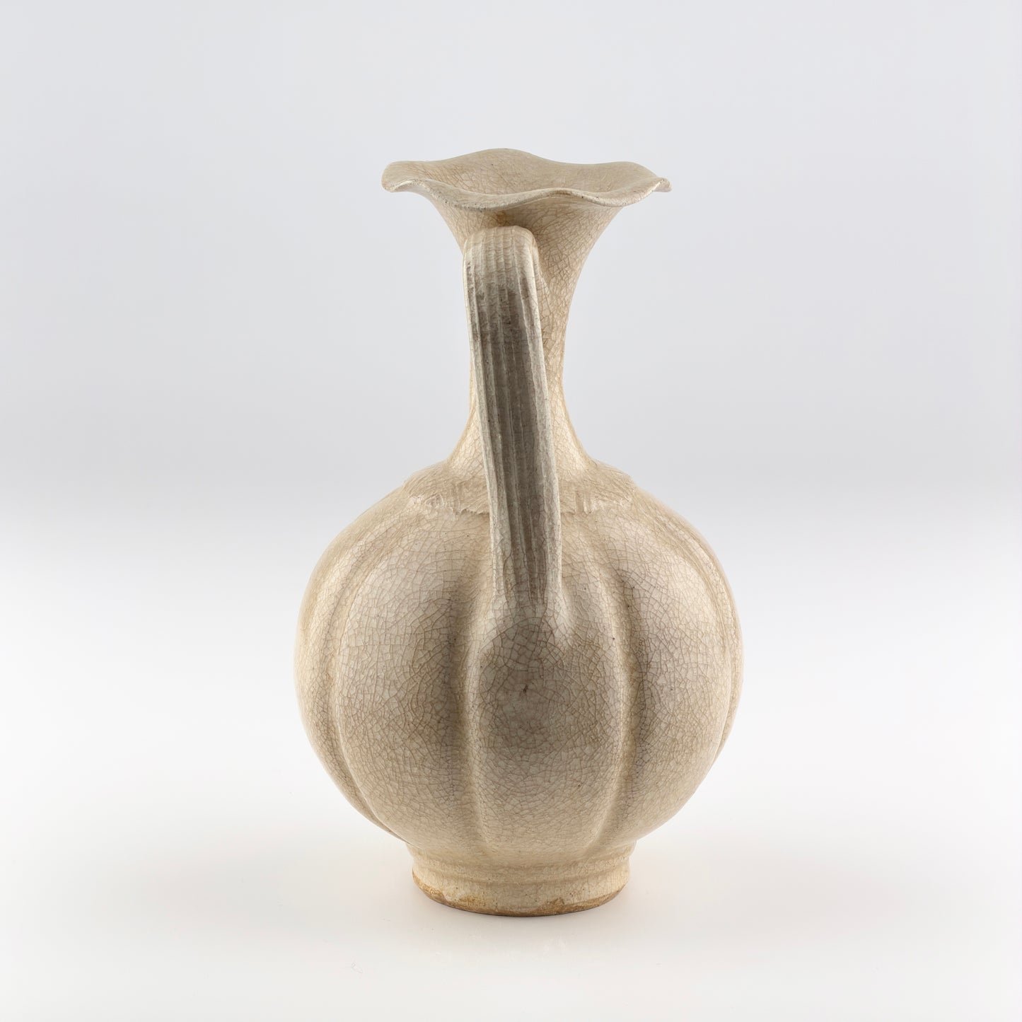 Rare annamese cream glazed ewer, Vietnam, 11-15th century