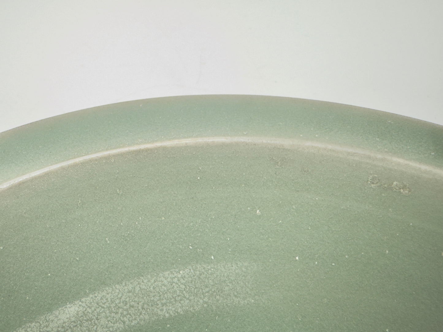 SMALL LONGQUAN CELADON 'TWIN FISH' DISH, SOUTHERN SONG DYNASTY