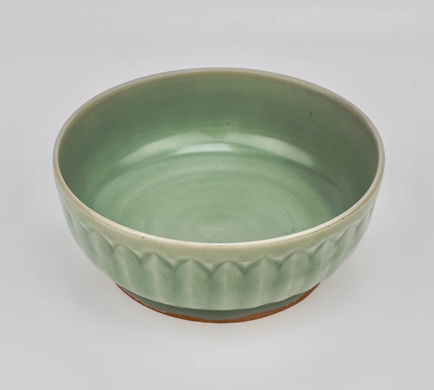 Lotus Petal 'Longquan' Celadon Bowl, Ming dynasty