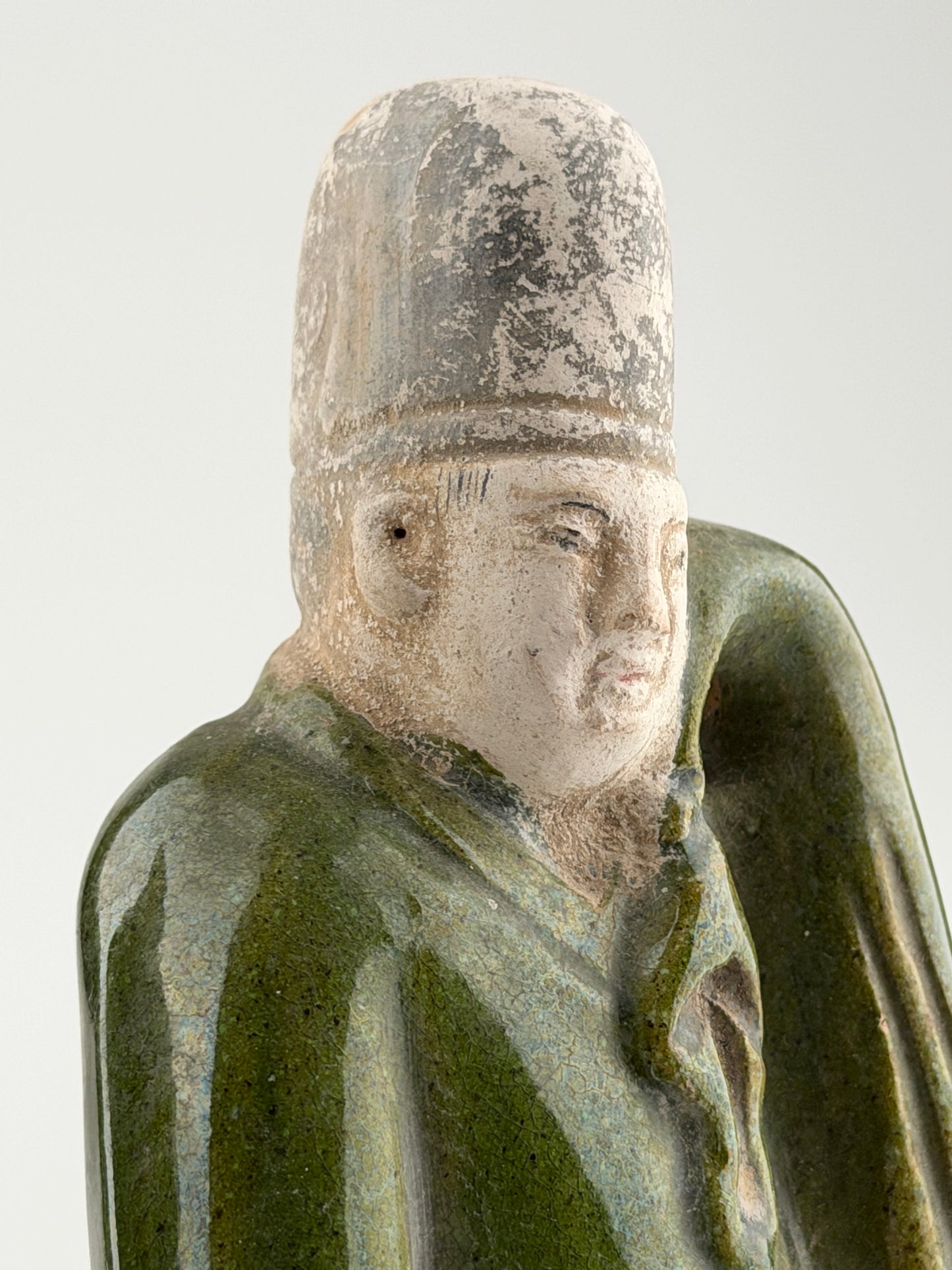Two Green Glazed Court Figures, Ming Period