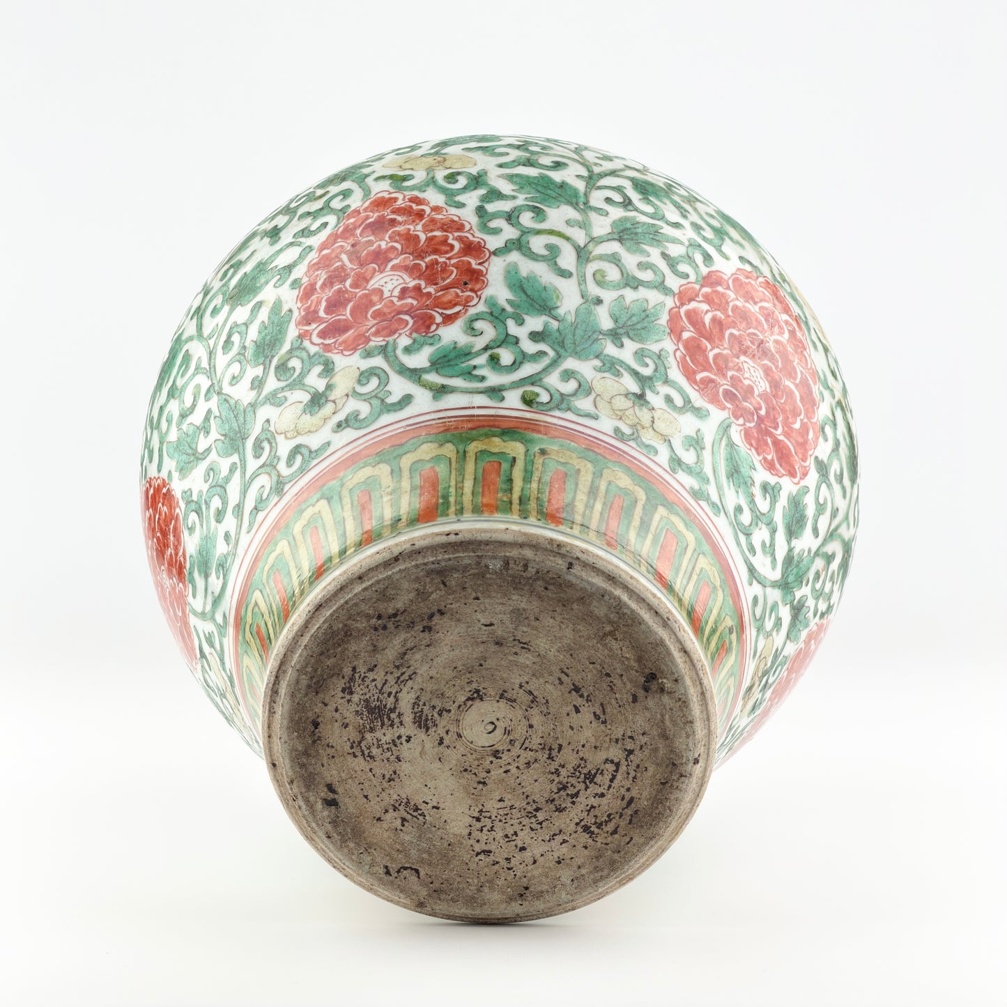 A Wucai 'Peony' Vase Transitional Period, 17th century, Transitional period(Ming Dynasty)