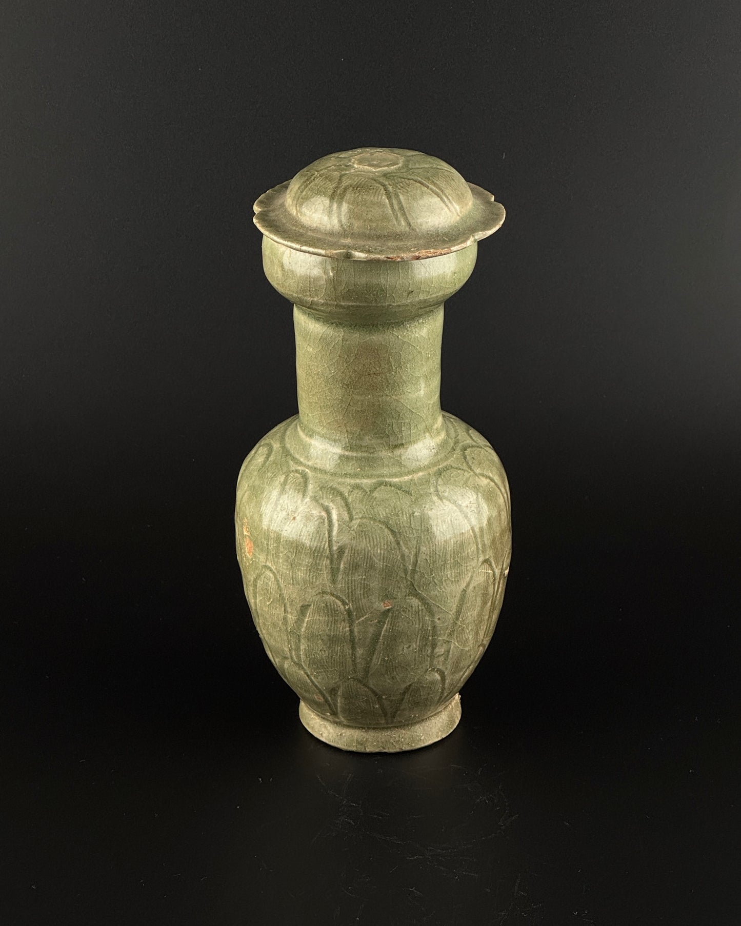 LONGQUAN CELADON 'LOTUS PETAL' JAR AND COVER, NORTHERN SONG DYNASTY(11th-12th century)