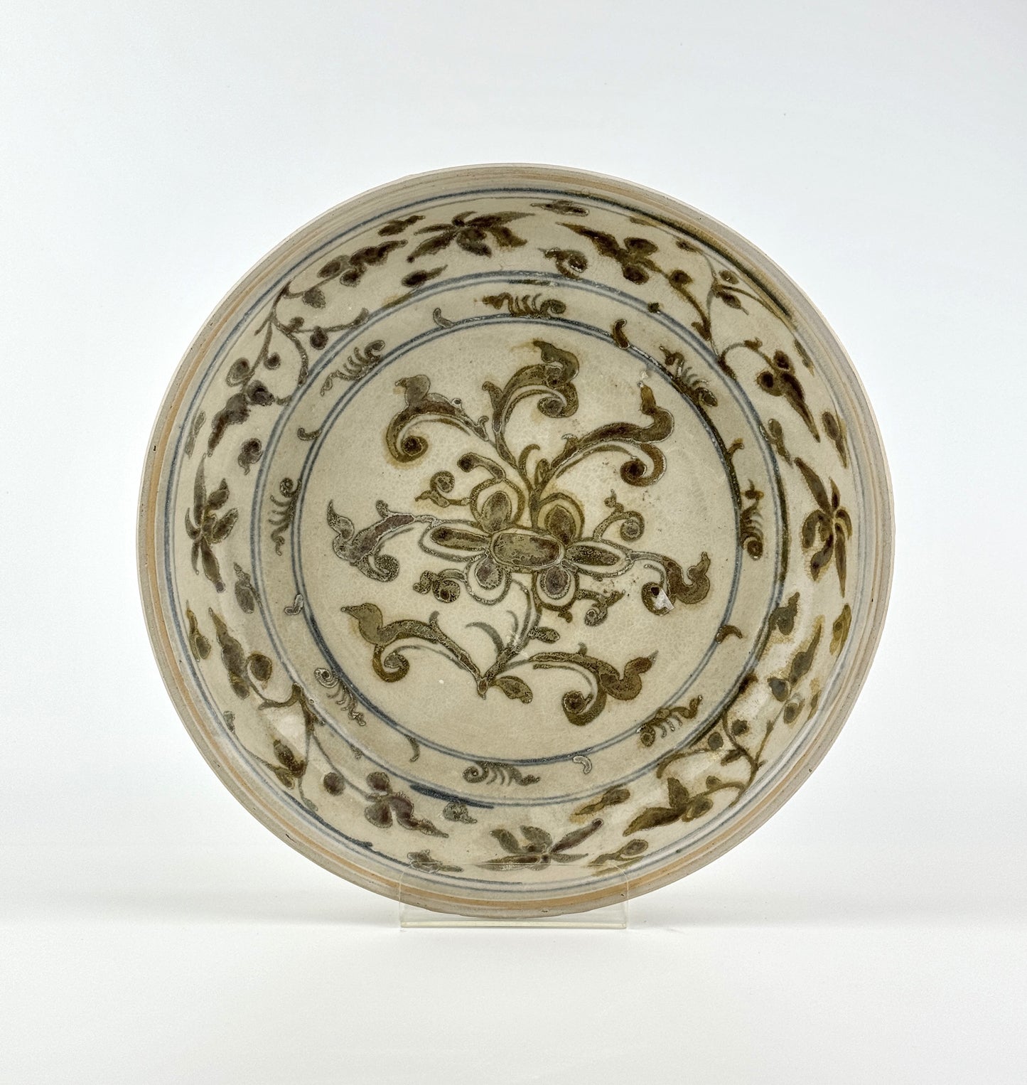 Rare Annamese Brown Dish Circa 15th Century, Le Dynasty