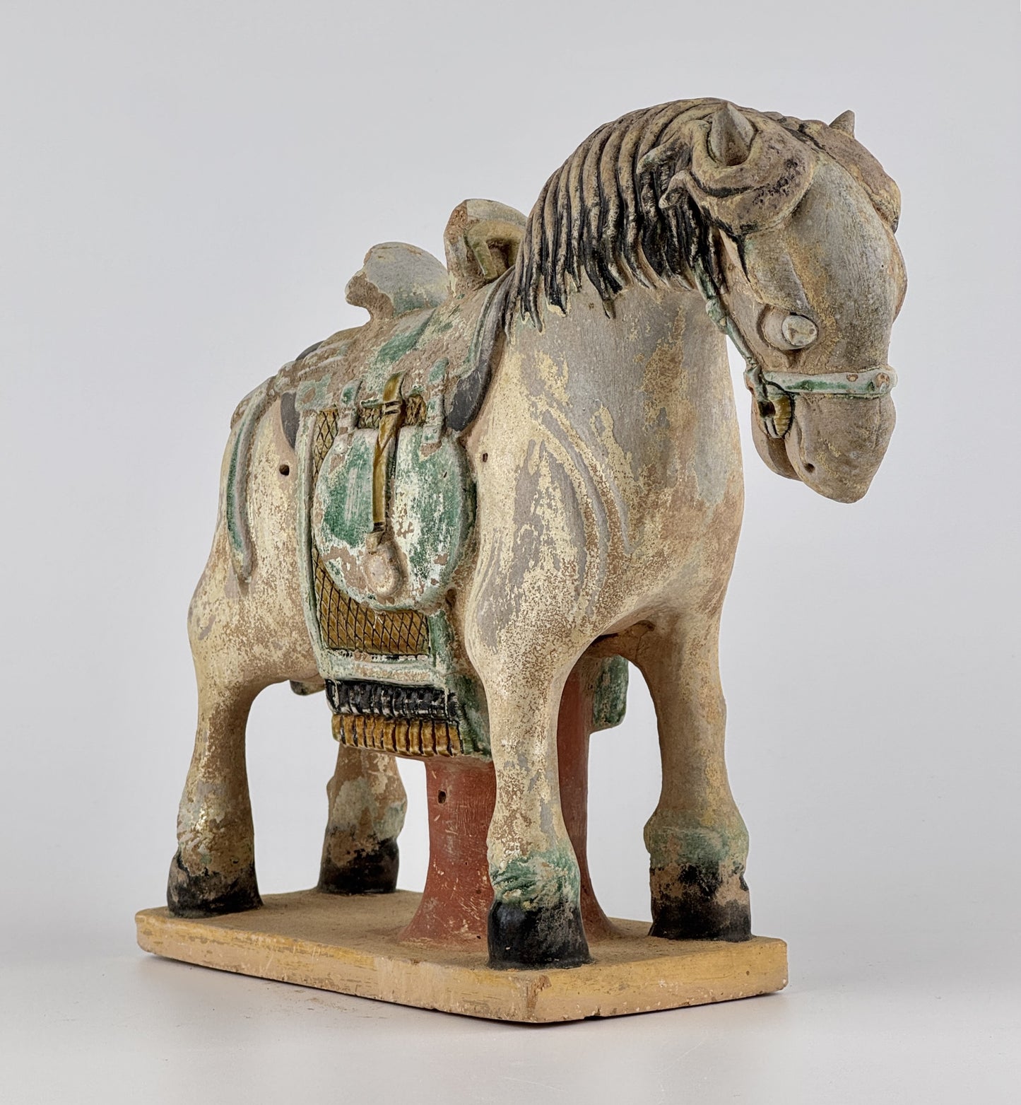 Ming Period Large Pottery Horse with Saddle (15-16th Century)