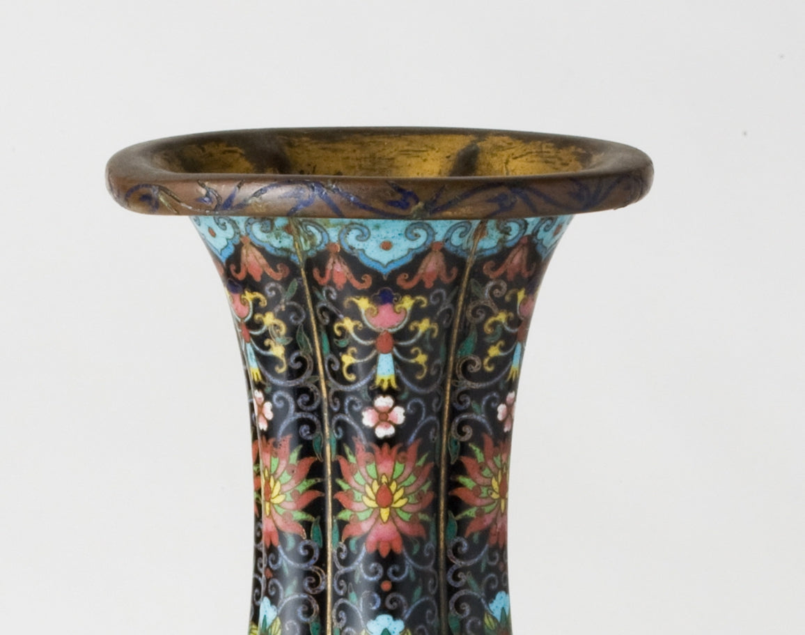 Chinese Cloisonné Vase, Qing Period, 19th Century