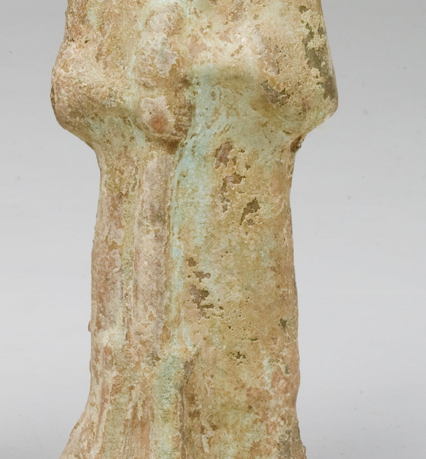 Two Green Glazed Figures Holding Pitchpork, Han dynasty