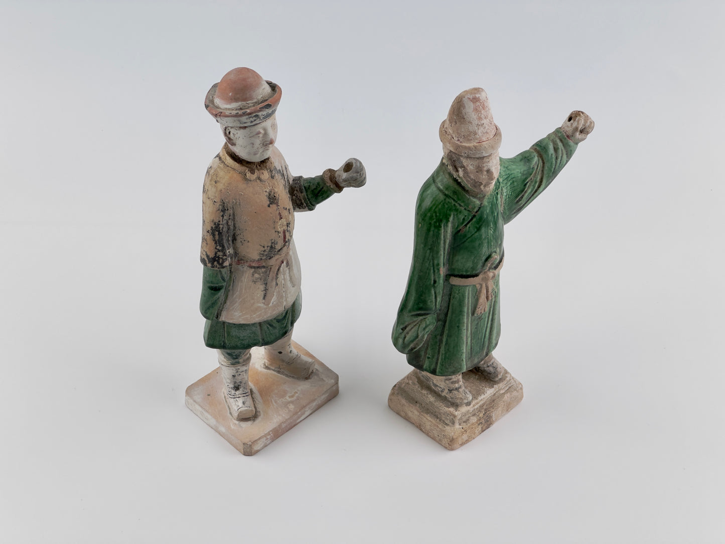 Two Figures of Attendants, Ming Period(1368-1644)