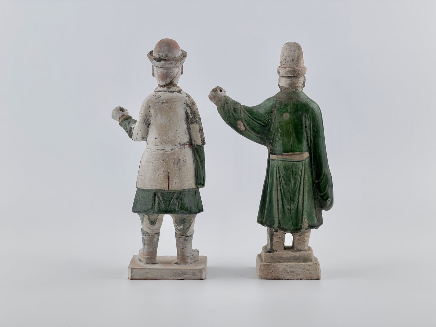 Two Figures of Attendants, Ming Period(1368-1644)