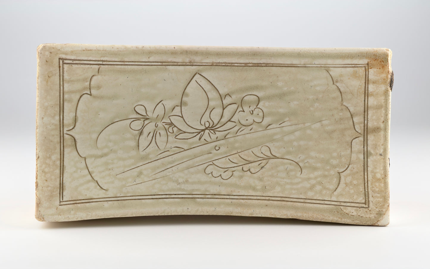 Cizhou Rectangular Pillow with Carved Decoration, Yuan Dynasty