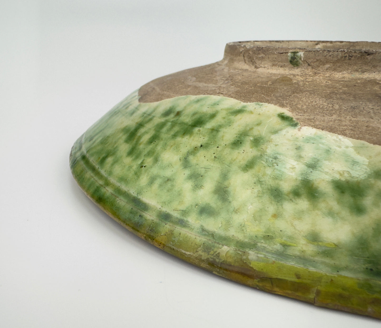 SANCAI-GLAZED ‘FLORAL’ DISH, LIAO DYNASTY(916-1125)