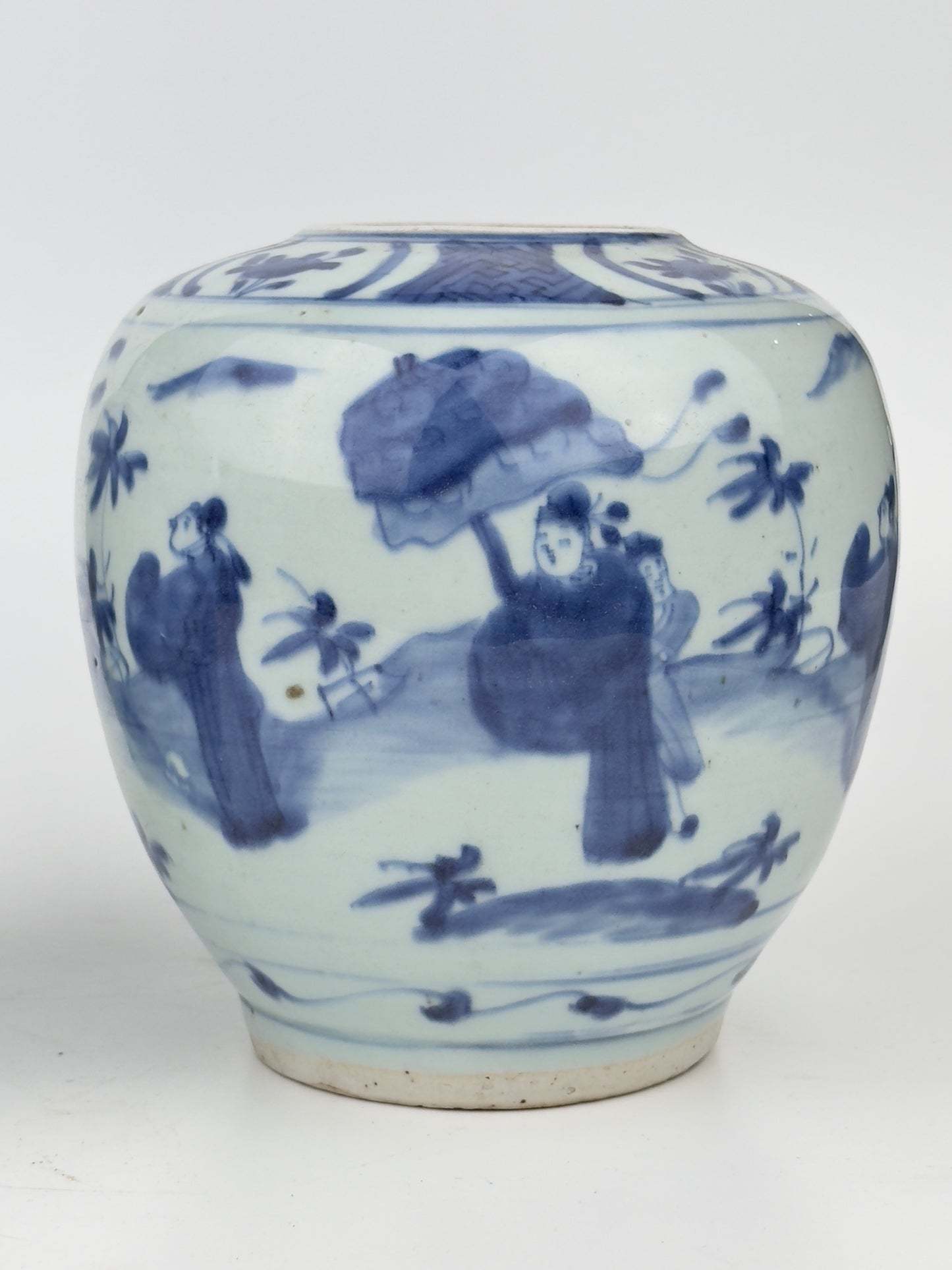 Two Chinese blue and white jars, painted with eight figures in a garden, marked on the bottom with a sitting rabbit(blue hare), Transitional period(Late Ming dynasty)